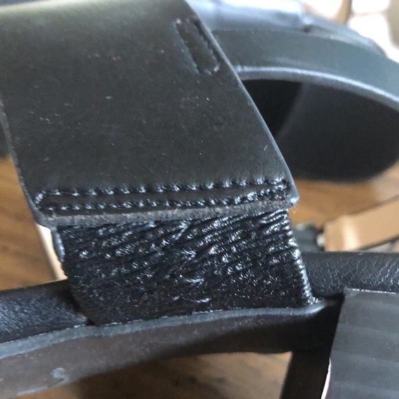 It's OK Strappy Sandals - Picture 3 of 9